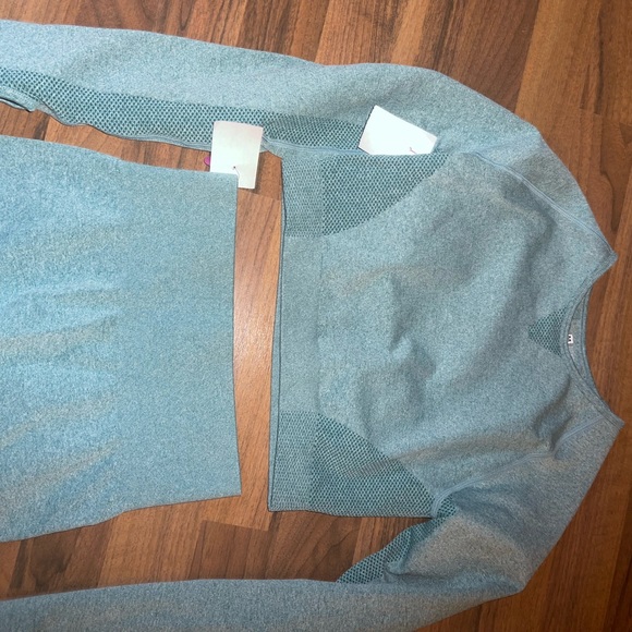 Workout set - Picture 2 of 2